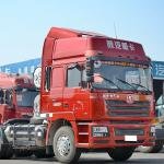 Shacman 380HP 6x4 Heavy-Duty Tractor Truck