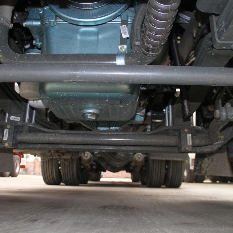 HOWO 380HP 6x4 Double-Drive Tractor Truck