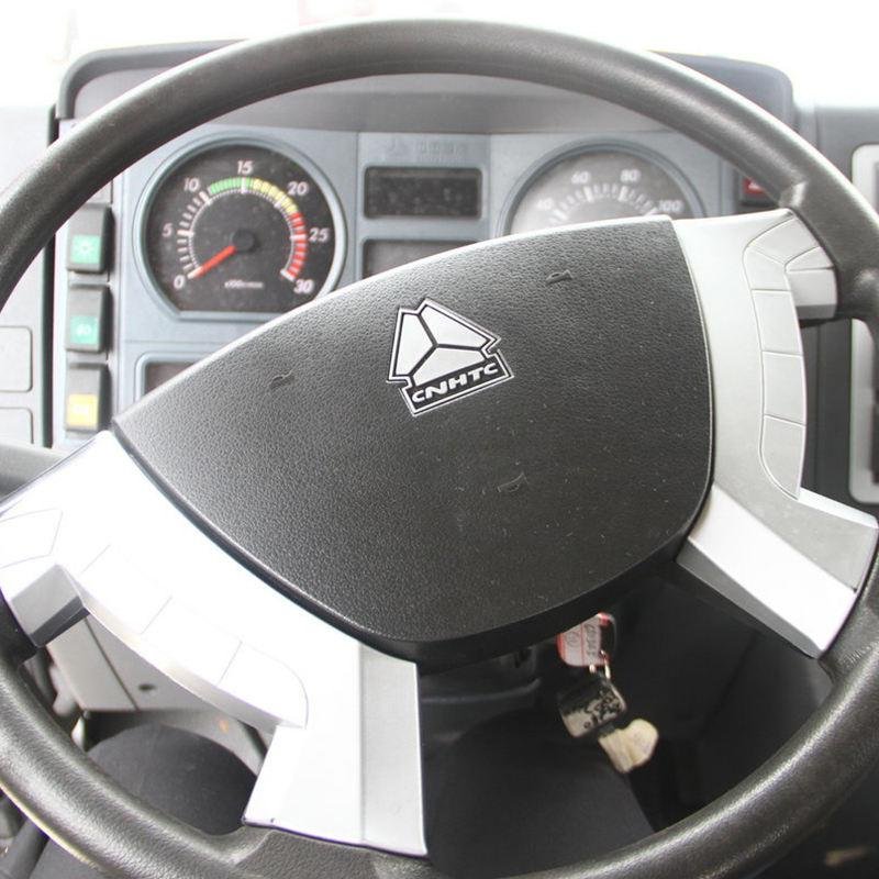 HOWO 380HP 6x4 Double-Drive Tractor Truck