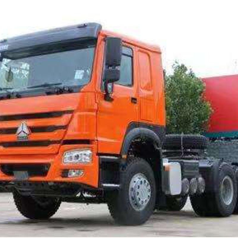 Sinotruk HOWO 375HP 6x4 Heavy-Duty Tractor Truck Head
