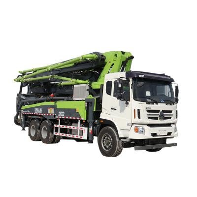 Sinotruk HOWO 38M 180m³/h 8×4 Diesel Concrete Pump Truck