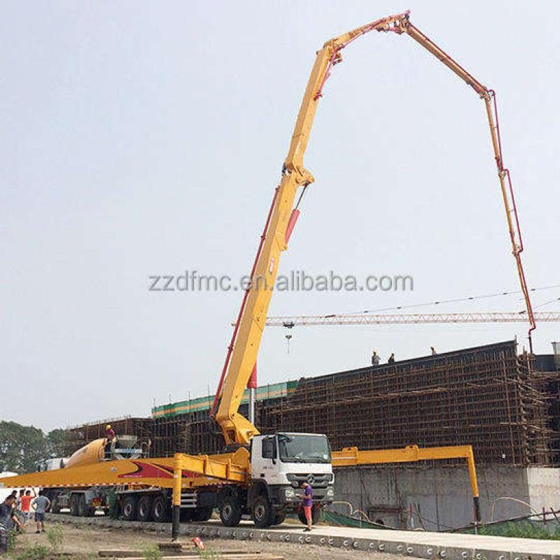 Zoomlion 62M Truck-Mounted Concrete Pump 125 m³/h Diesel Mobile Boom Pump