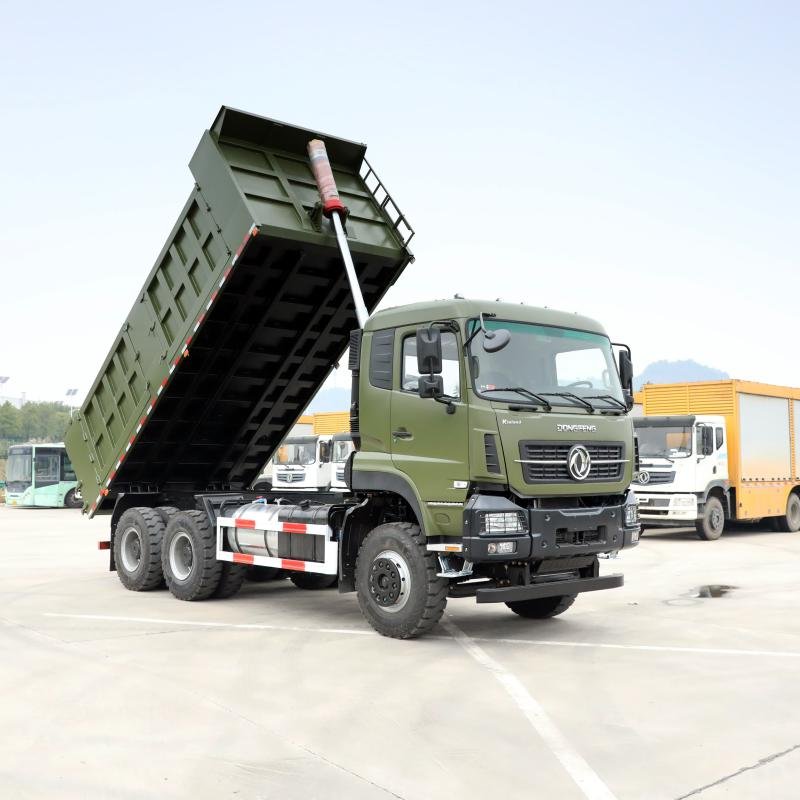 SINOTRUK HOWO 400HP 8x4 Tri-Axle Euro 5 Diesel Dump Truck for Construction Muck Transportation