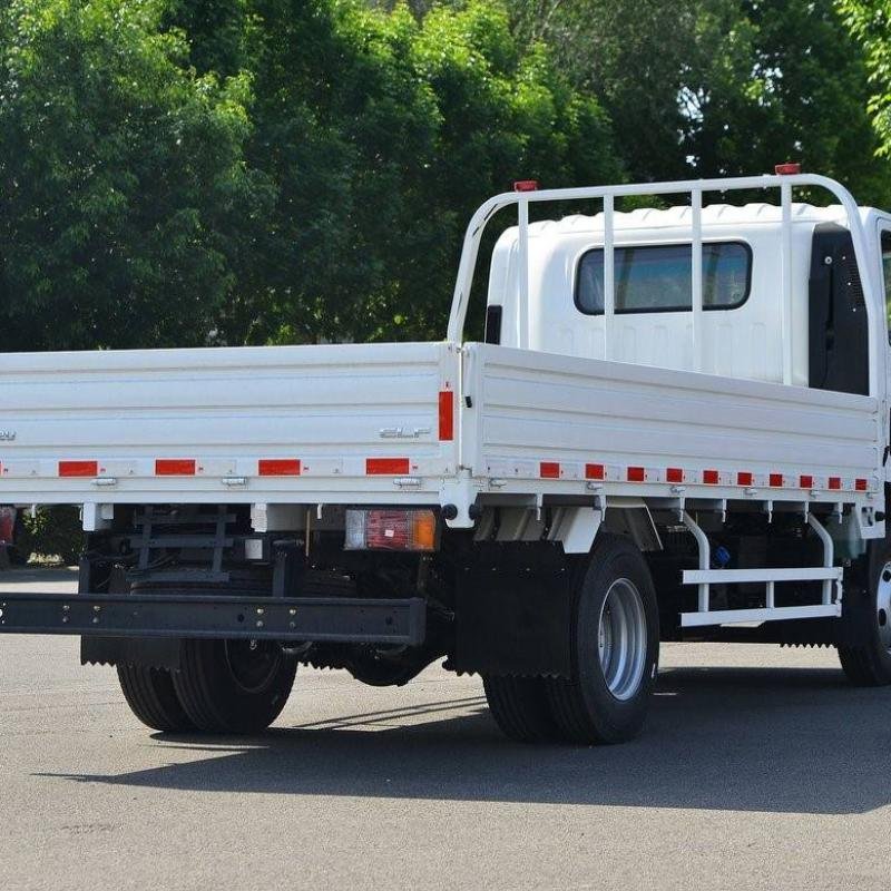 Isuzu KV100 4.5T 4X2 Dropside Light Truck