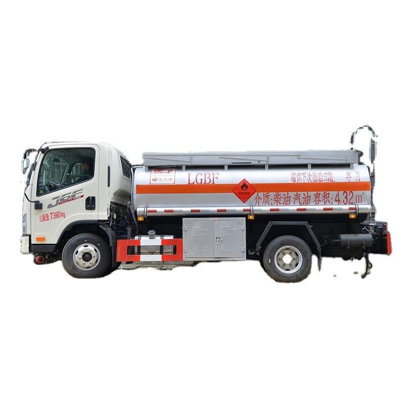 SINOTRUK HOWO 4x2 160HP 8000L Fuel Tank Truck for Sale