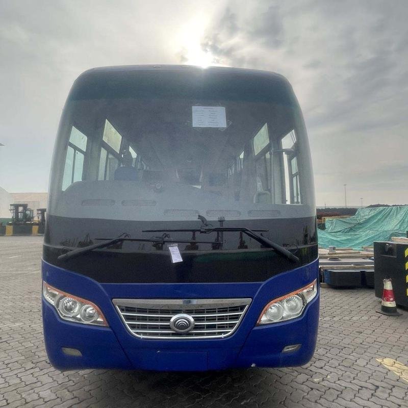 Chinese 50-Seat Diesel Coach | Right-Hand Drive Manual Transmission Coach Bus