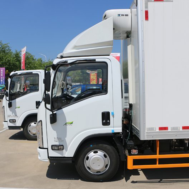Isuzu 4x2 10 Ton Refrigerated Truck
