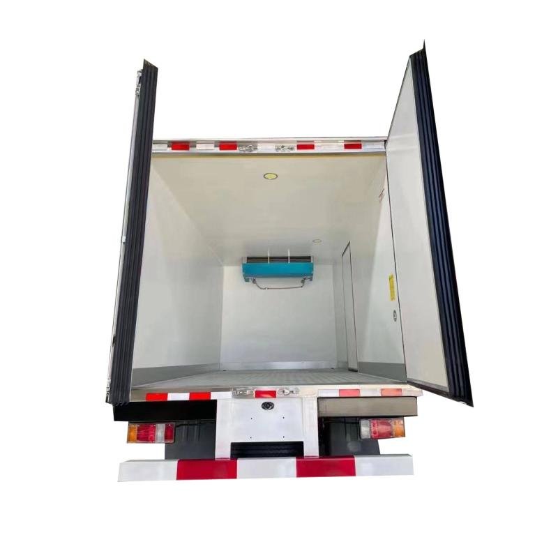 Isuzu 700P 10-Ton 4X2 Refrigerated Box Truck with -25°C to -5°C Temperature Control