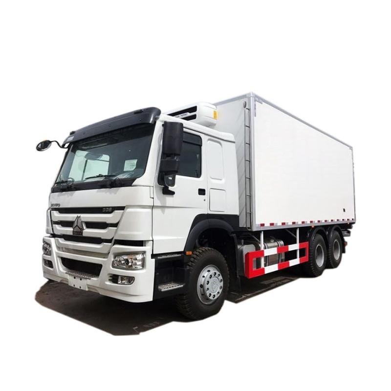 Sinotruk HOWO 6×4 Refrigerated Box Truck -18°C to +20°C Temperature Control 6-8T Capacity