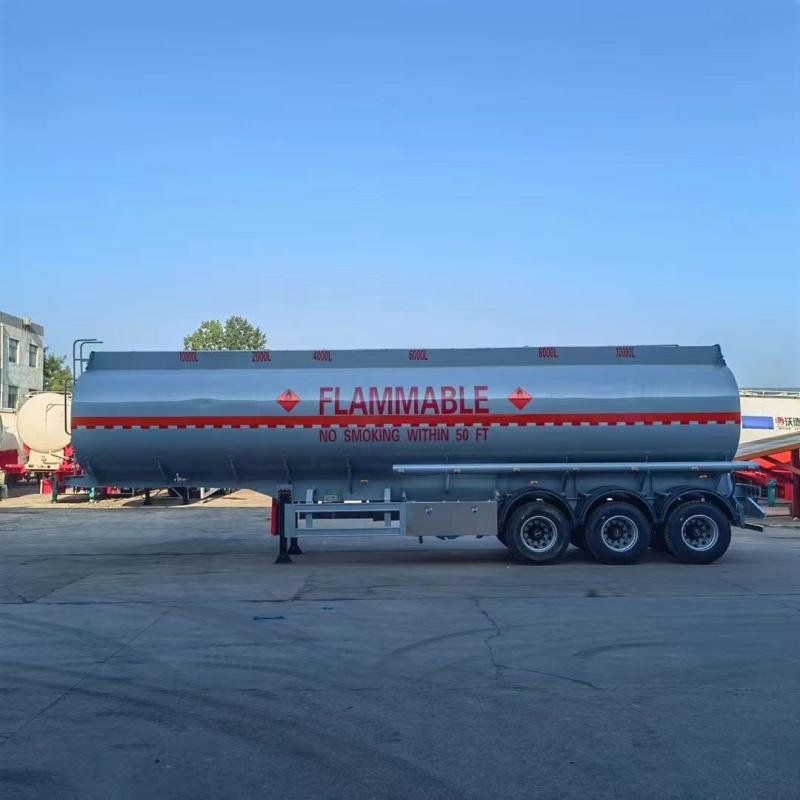 HUALIANGYONGSHUN 45000L 3-Axle Carbon Steel Fuel Tank Semi Trailer