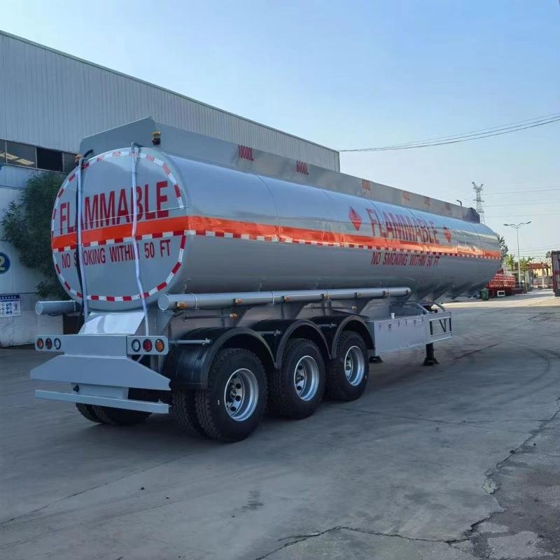 HUALIANGYONGSHUN 45000L 3-Axle Carbon Steel Fuel Tank Semi Trailer
