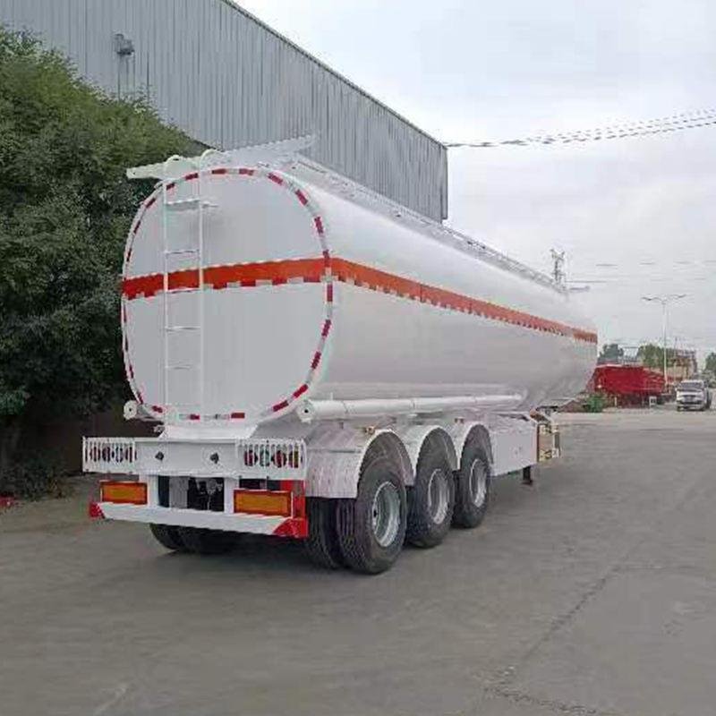 Tarzan 40000L 3-Axle Steel Fuel Tanker Semi-Trailer